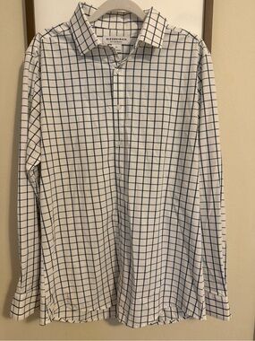 Mizzen+Main White Shirt with Navy Windowpane Check